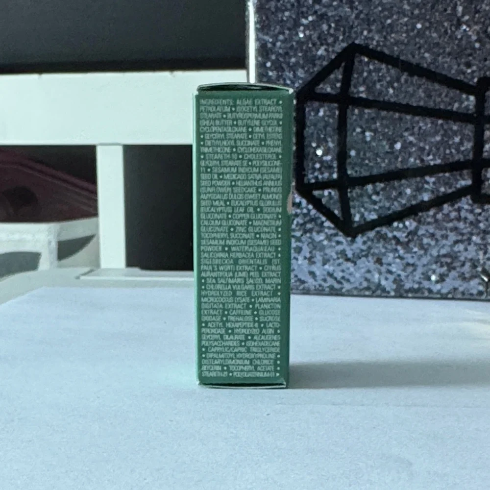 La Mer Moisturizing Soft Lotion - Picture 3 of 4